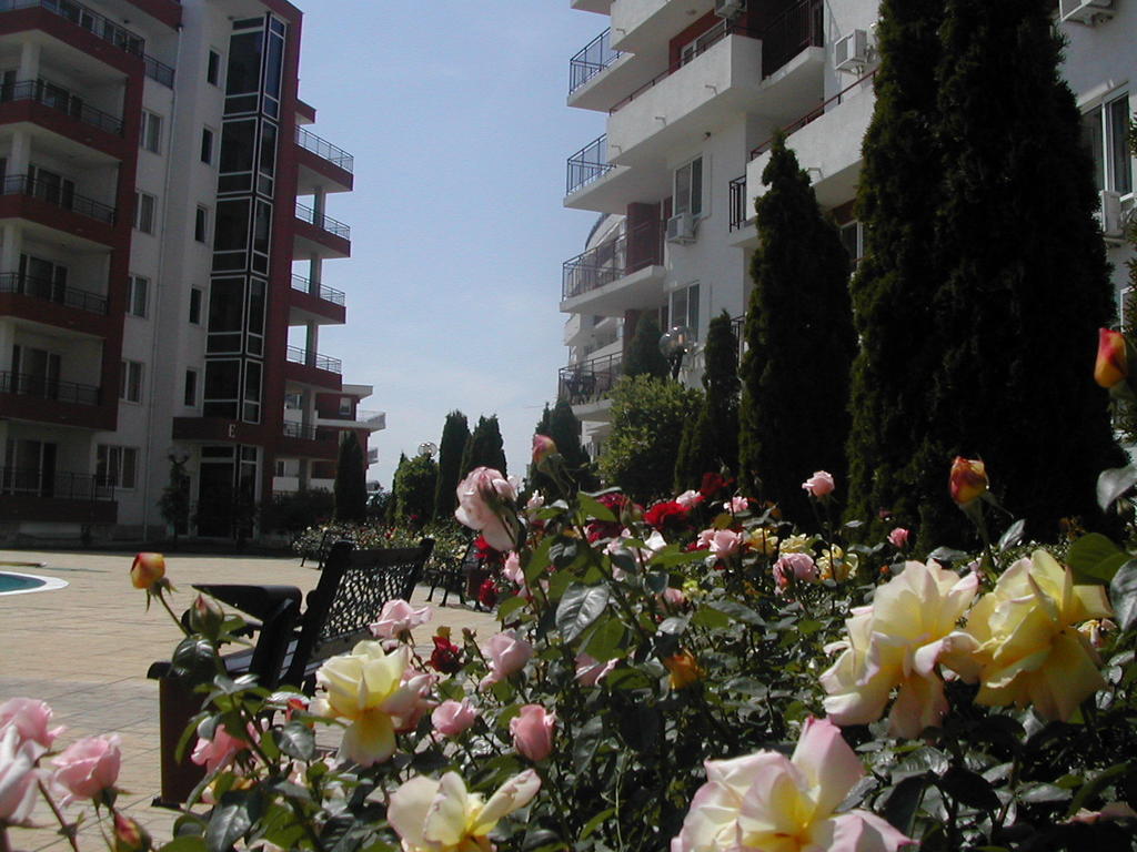 Marina Panorama Grand Resort Private Apartments Sveti Vlas Luaran gambar