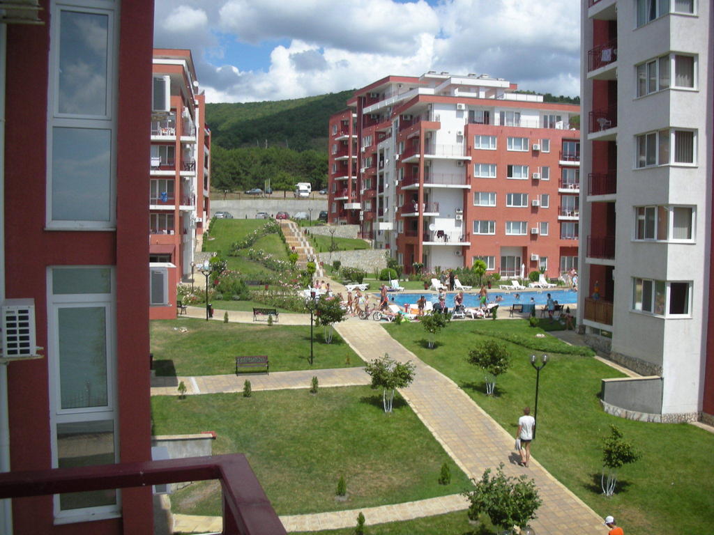 Marina Panorama Grand Resort Private Apartments Sveti Vlas Luaran gambar