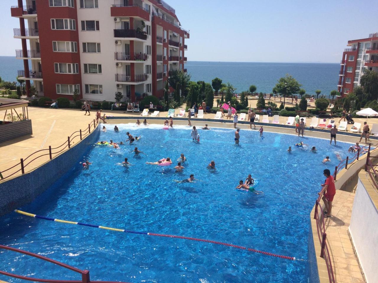 Marina Panorama Grand Resort Private Apartments Sveti Vlas Luaran gambar