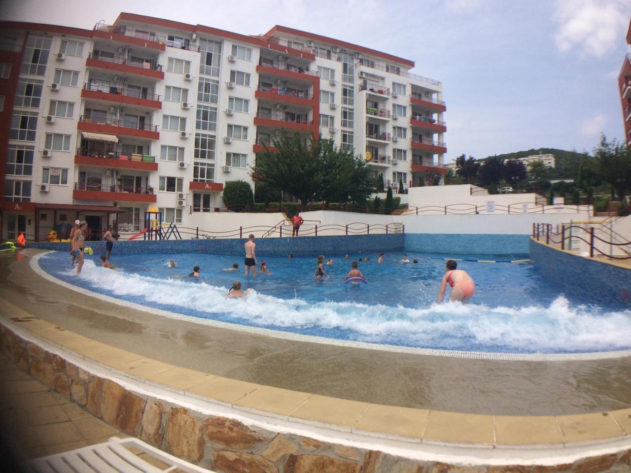 Marina Panorama Grand Resort Private Apartments Sveti Vlas Luaran gambar
